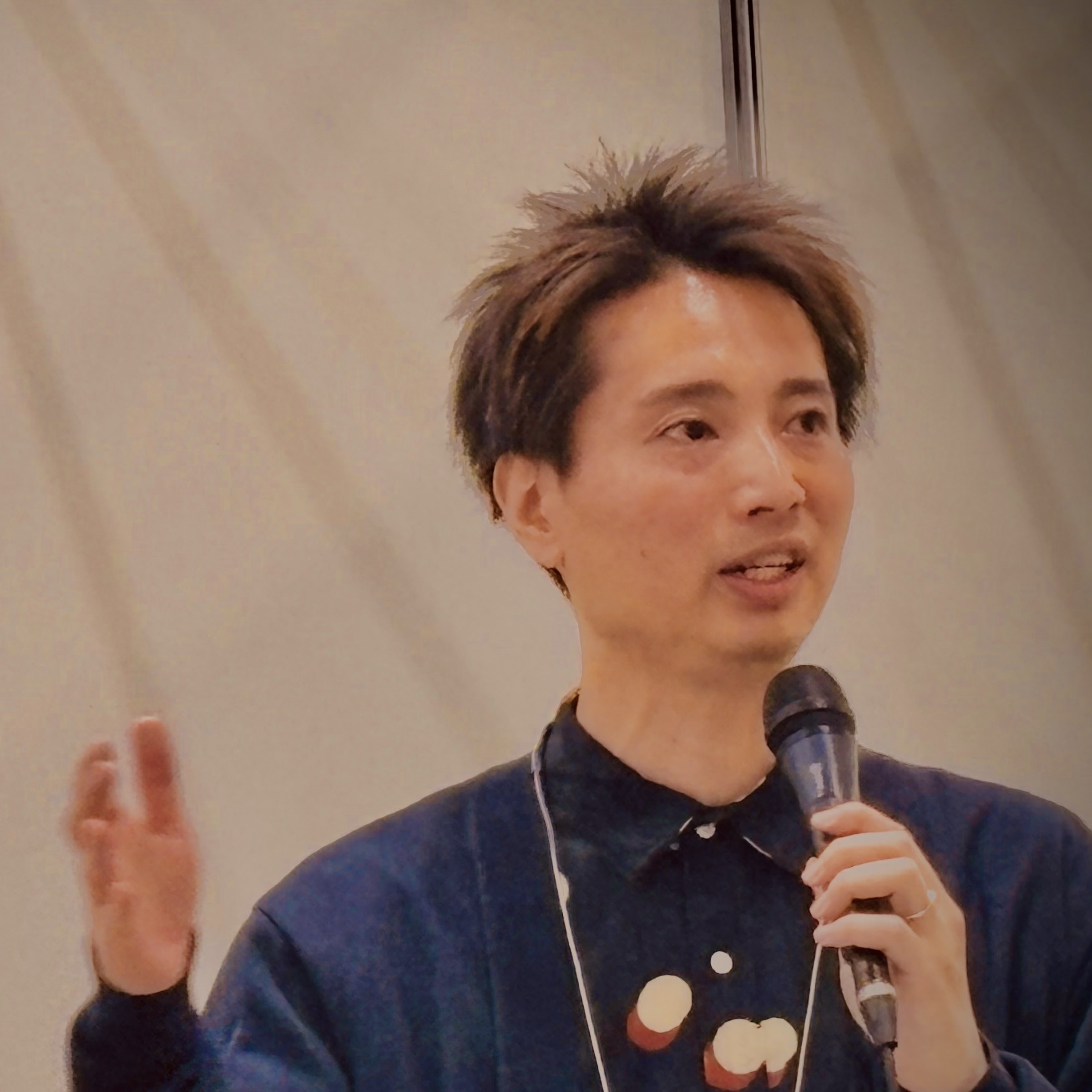坂野悠己 氏